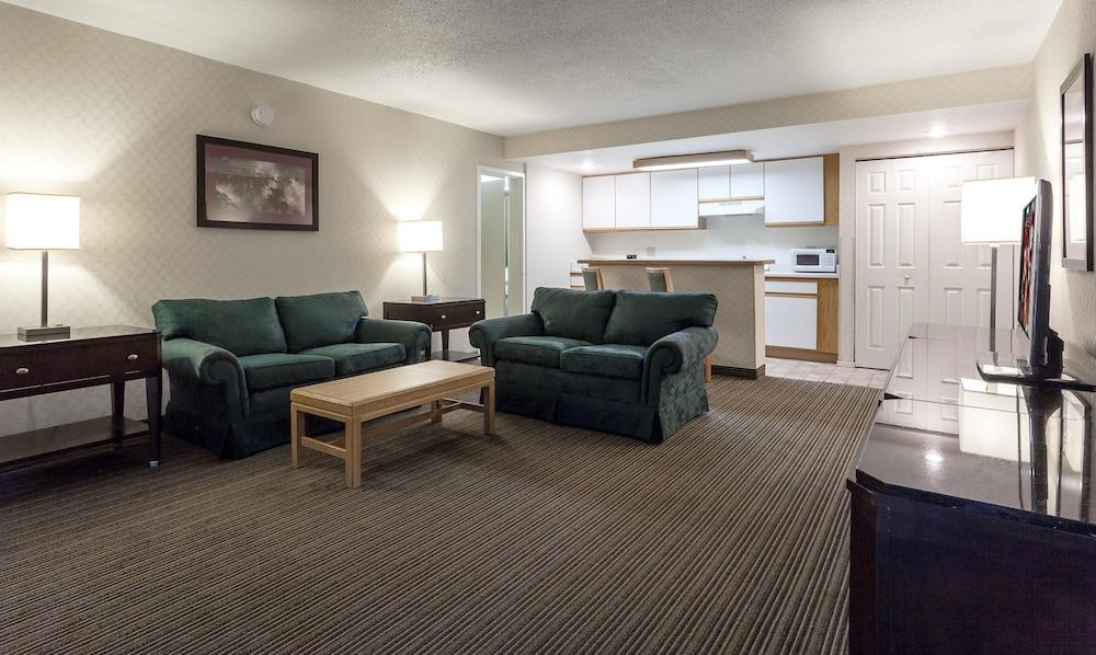 Red Roof Inn & Suites Dekalb Exteriér fotografie